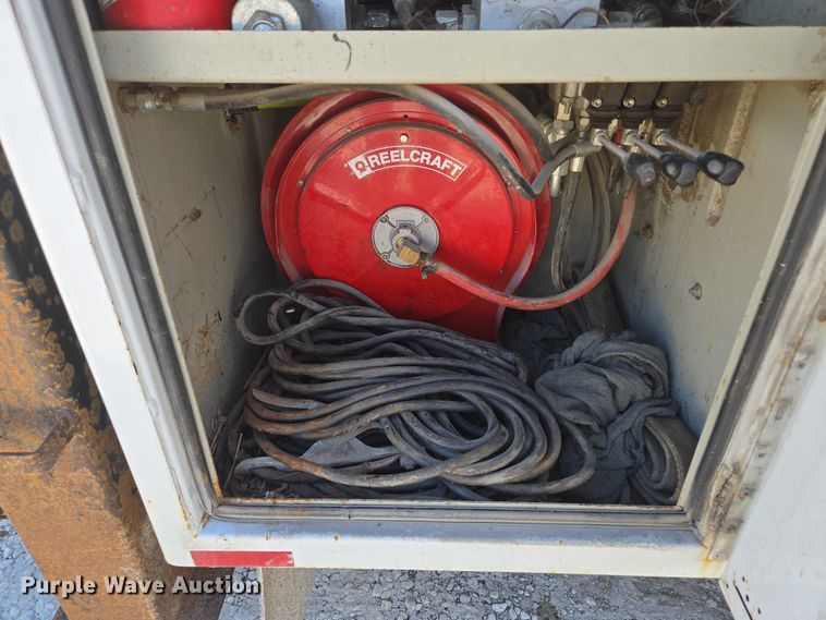 image for item EM7429 2018 Ford F550 Super Duty XL utility / service truck