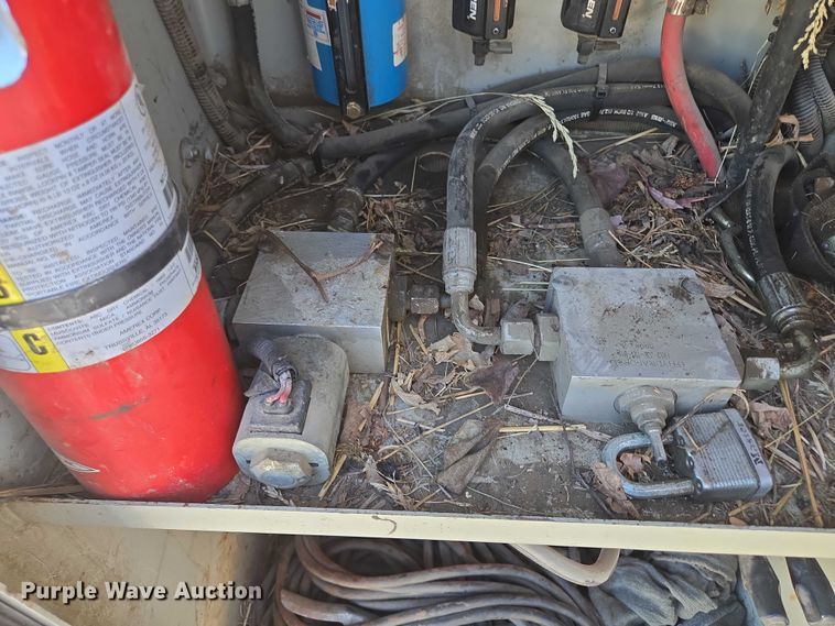 image for item EM7429 2018 Ford F550 Super Duty XL utility / service truck