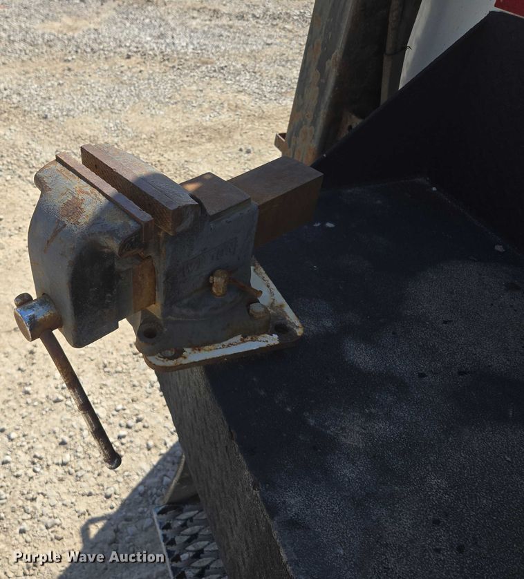 image for item EM7429 2018 Ford F550 Super Duty XL utility / service truck