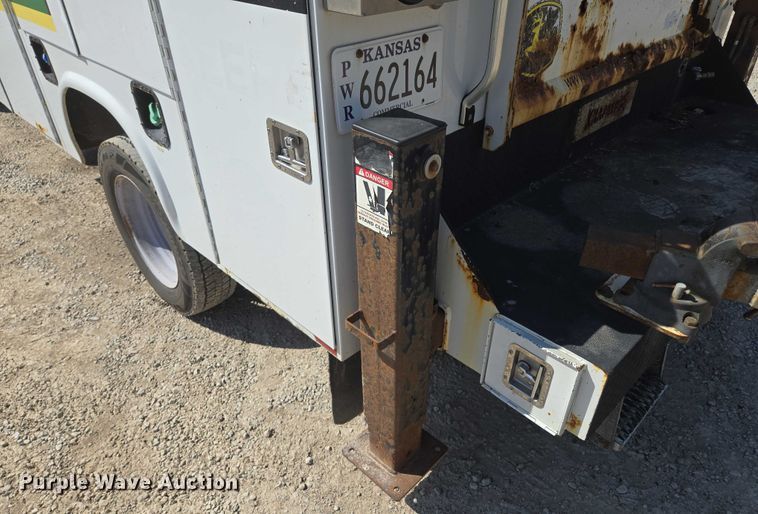 image for item EM7429 2018 Ford F550 Super Duty XL utility / service truck