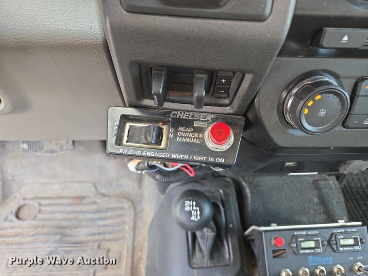 image for item EM7429 2018 Ford F550 Super Duty XL utility / service truck