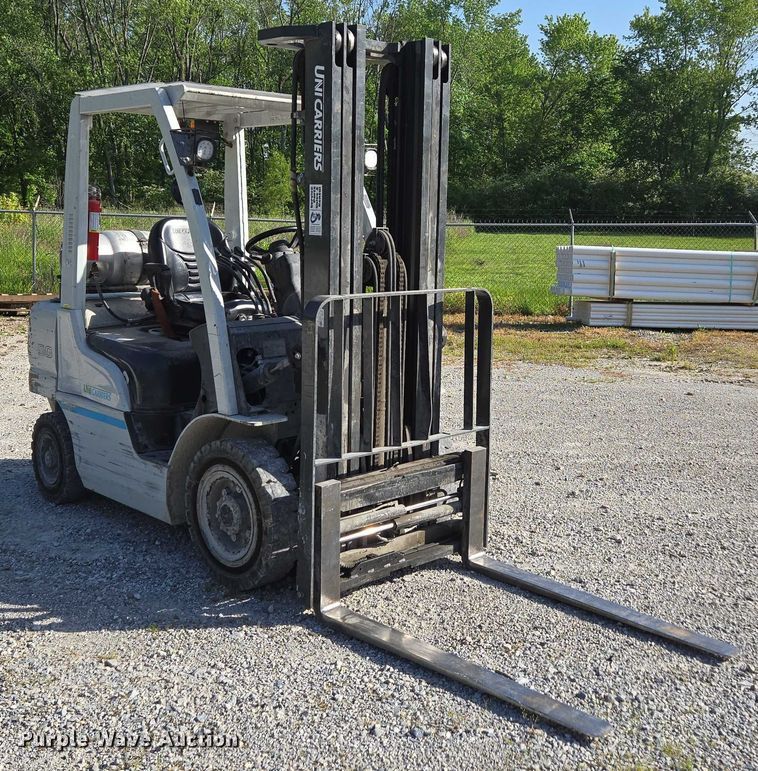 image for item EN3750 2016 UniCarriers PF50 forklift