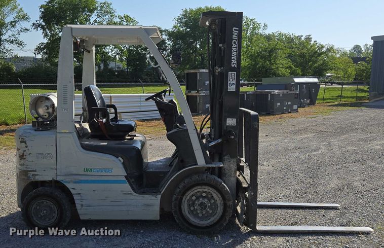 image for item EN3750 2016 UniCarriers PF50 forklift