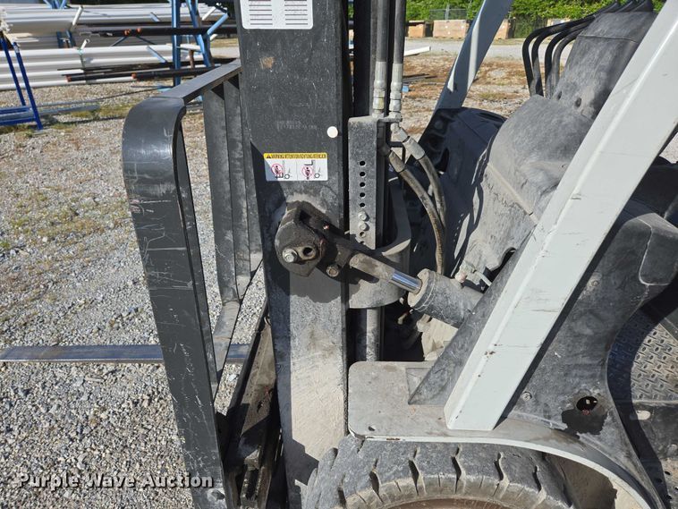 image for item EN3750 2016 UniCarriers PF50 forklift