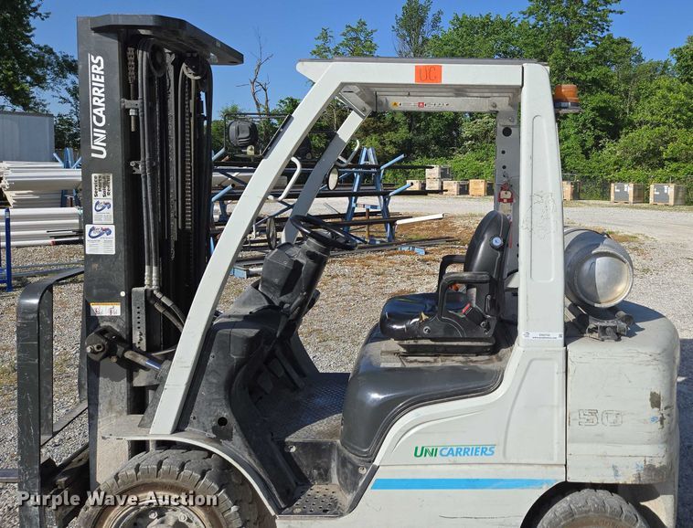 image for item EN3750 2016 UniCarriers PF50 forklift