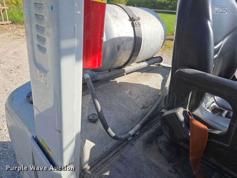 image for item EN3750 2016 UniCarriers PF50 forklift