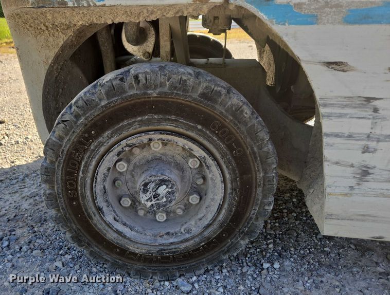 image for item EN3750 2016 UniCarriers PF50 forklift