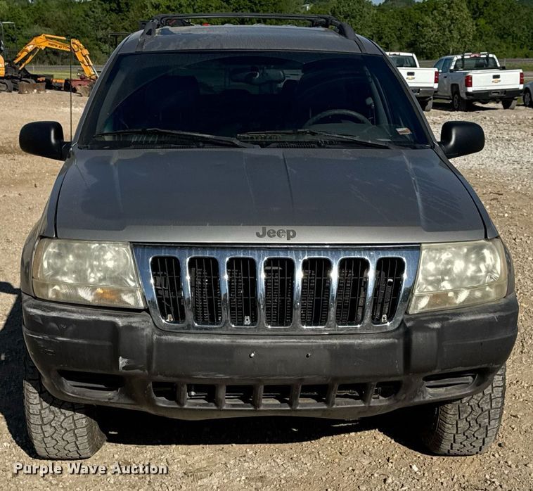 image for item EN4555 2000 Jeep Grand Cherokee Limited SUV