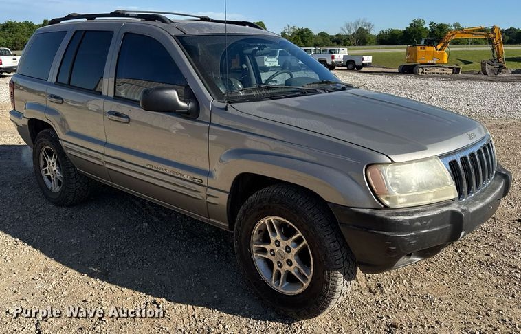 image for item EN4555 2000 Jeep Grand Cherokee Limited SUV