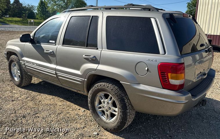 image for item EN4555 2000 Jeep Grand Cherokee Limited SUV