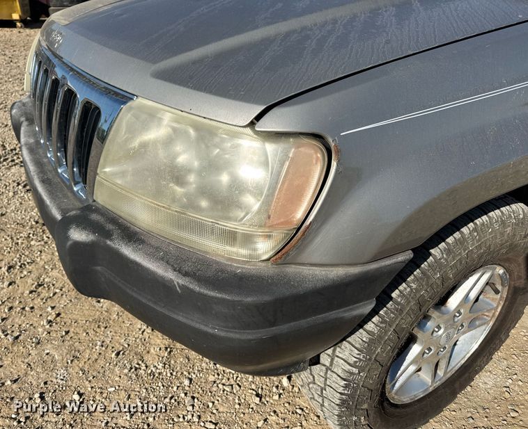 image for item EN4555 2000 Jeep Grand Cherokee Limited SUV