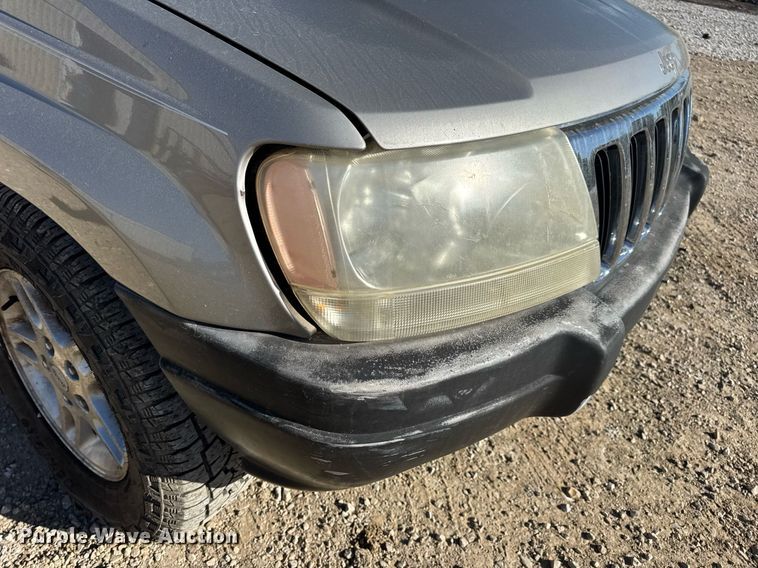 image for item EN4555 2000 Jeep Grand Cherokee Limited SUV