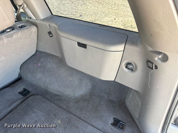 image for item EN4555 2000 Jeep Grand Cherokee Limited SUV