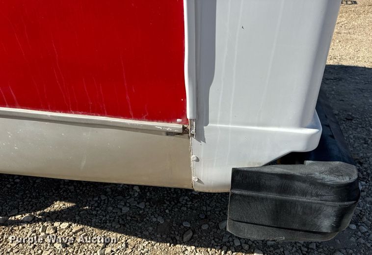 image for item EN4556 1997 Ford E450 Super Duty shuttle bus