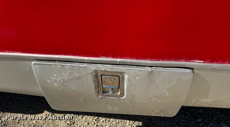 image for item EN4556 1997 Ford E450 Super Duty shuttle bus