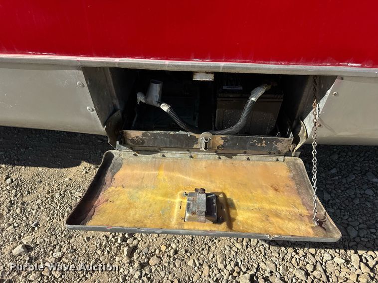 image for item EN4556 1997 Ford E450 Super Duty shuttle bus