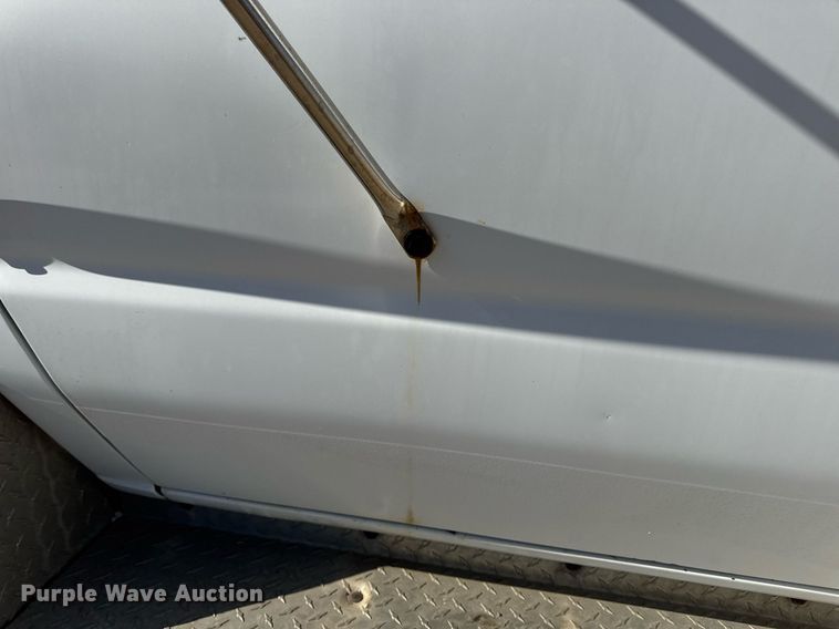 image for item EN4556 1997 Ford E450 Super Duty shuttle bus