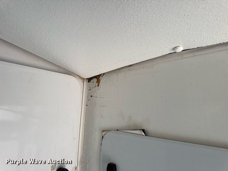 image for item EN4556 1997 Ford E450 Super Duty shuttle bus