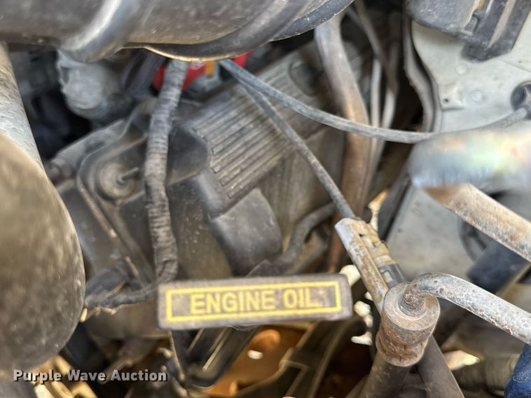 image for item EN4556 1997 Ford E450 Super Duty shuttle bus