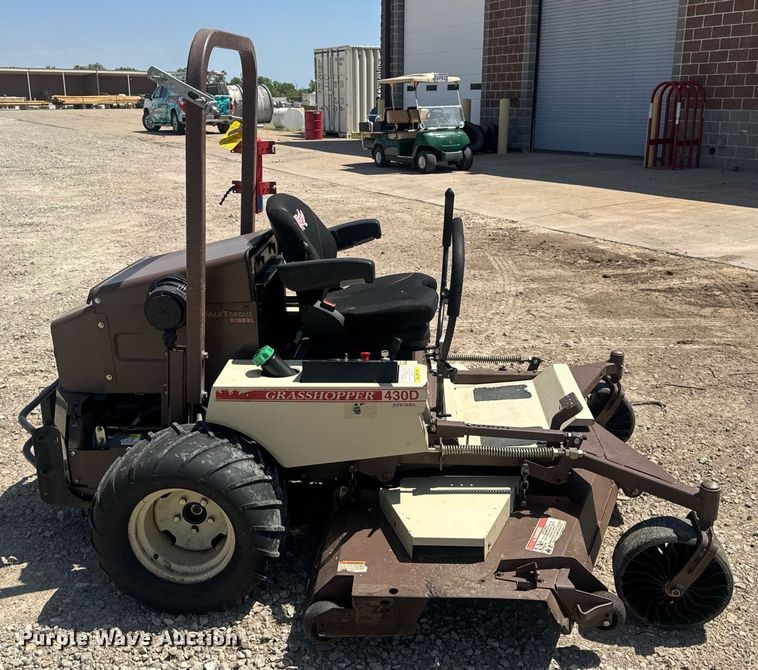 image for item EN4562 Grasshopper 430D ZTR lawn mower