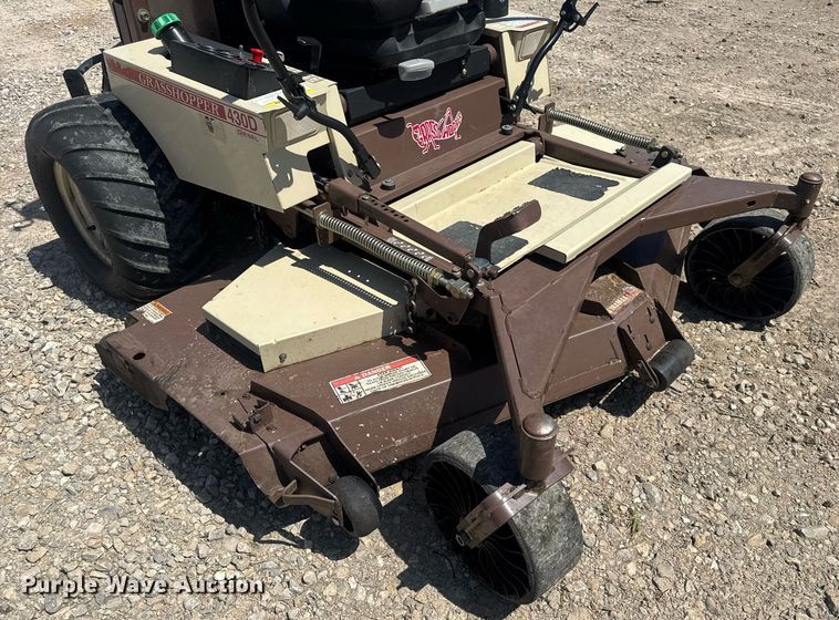 image for item EN4562 Grasshopper 430D ZTR lawn mower