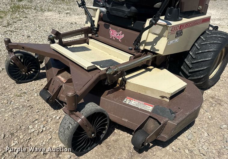 image for item EN4562 Grasshopper 430D ZTR lawn mower