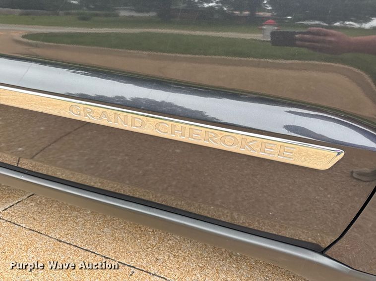 image for item EN4563 2012 Jeep Grand Cherokee SUV