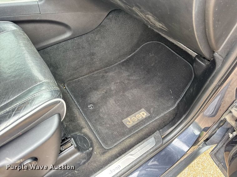 image for item EN4563 2012 Jeep Grand Cherokee SUV