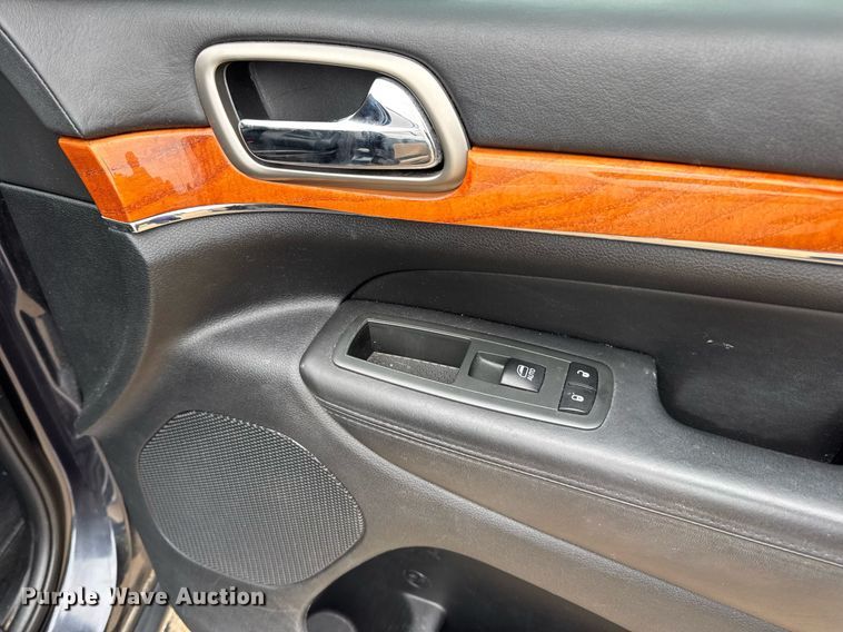 image for item EN4563 2012 Jeep Grand Cherokee SUV