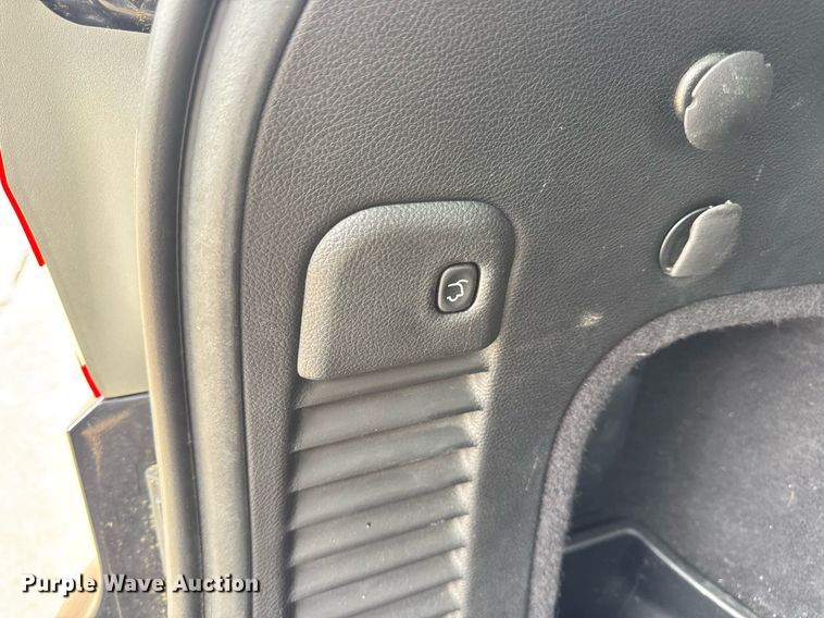 image for item EN4563 2012 Jeep Grand Cherokee SUV