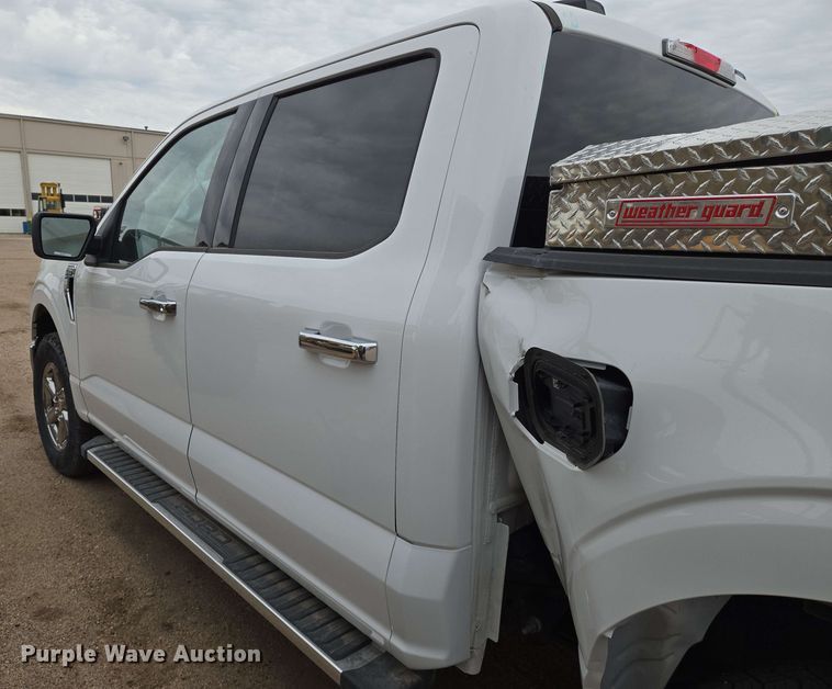 image for item EO0780 2025 Ford F150 XLT SuperCrew pickup truck