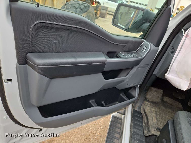 image for item EO0780 2025 Ford F150 XLT SuperCrew pickup truck