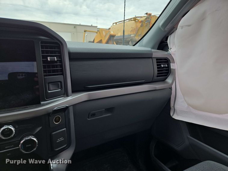 image for item EO0780 2025 Ford F150 XLT SuperCrew pickup truck