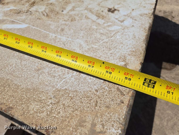 image for item EO0789 (2) fuel tanks