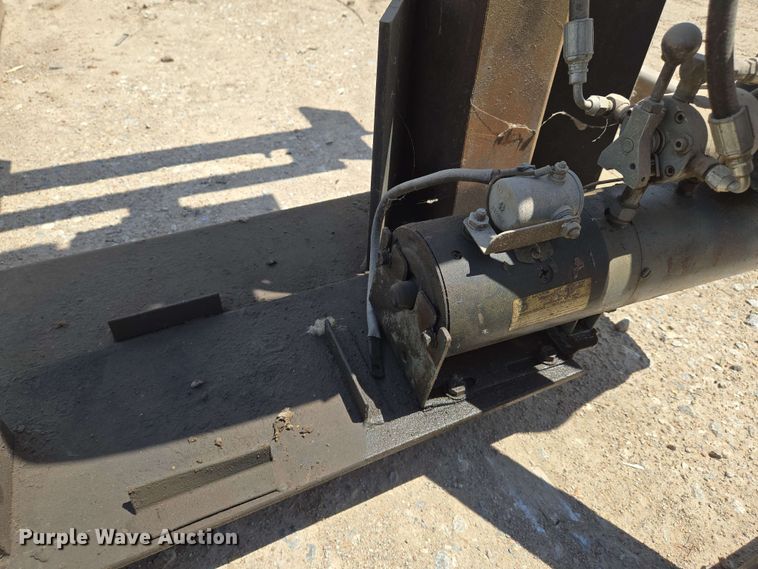 image for item EO0792 Engine stand