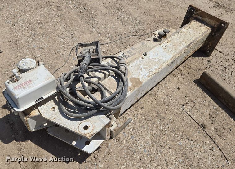 image for item EO0794 (2) Liftmoore truck mounted cranes