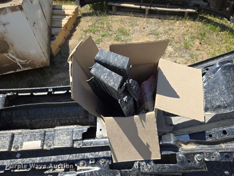 image for item EO0796 (6) bumpers