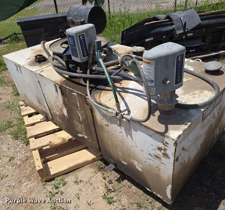 image for item EO0798 Tradesman tank 