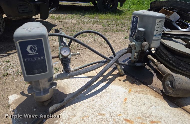 image for item EO0798 Tradesman tank 