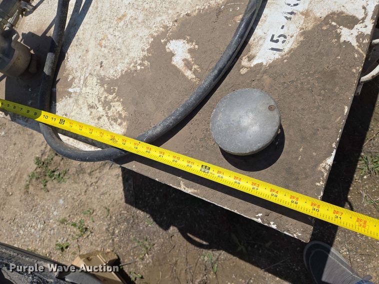 image for item EO0798 Tradesman tank 