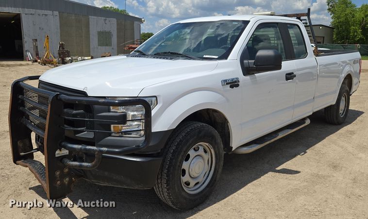 image for item EO0800 2016 Ford F150 SuperCab pickup truck