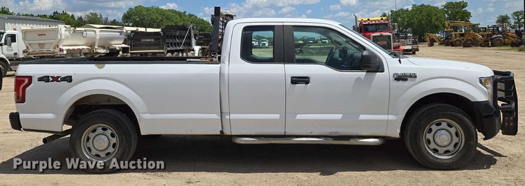 image for item EO0800 2016 Ford F150 SuperCab pickup truck