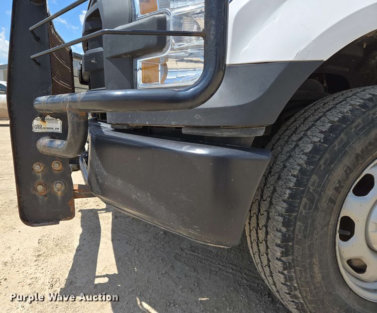 image for item EO0800 2016 Ford F150 SuperCab pickup truck