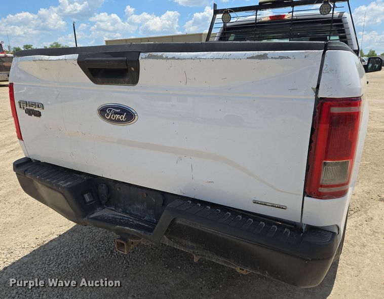 image for item EO0800 2016 Ford F150 SuperCab pickup truck