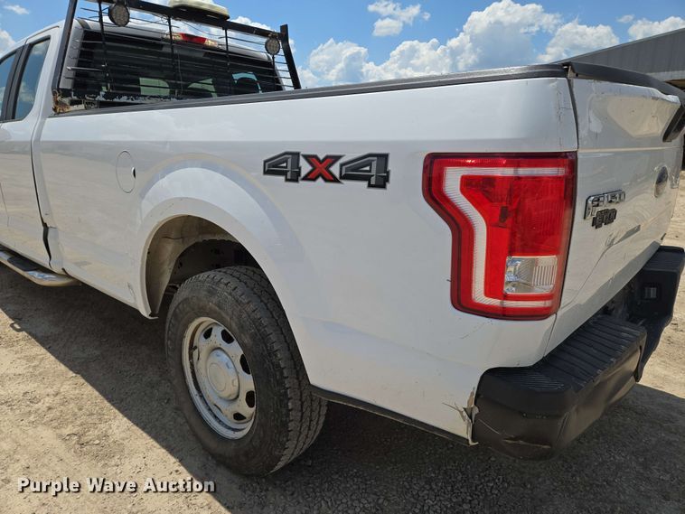 image for item EO0800 2016 Ford F150 SuperCab pickup truck