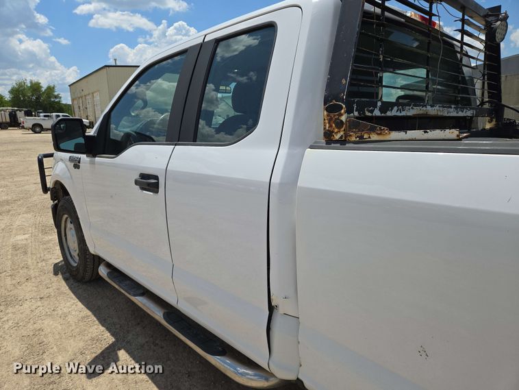 image for item EO0800 2016 Ford F150 SuperCab pickup truck