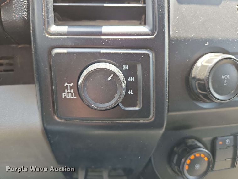 image for item EO0800 2016 Ford F150 SuperCab pickup truck