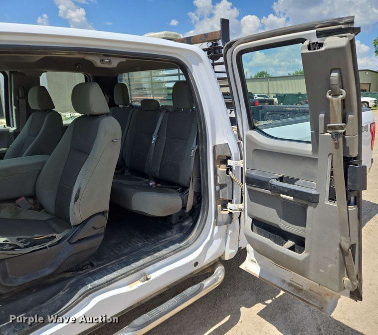 image for item EO0800 2016 Ford F150 SuperCab pickup truck