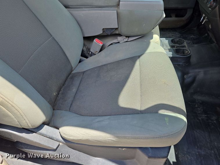 image for item EO0800 2016 Ford F150 SuperCab pickup truck