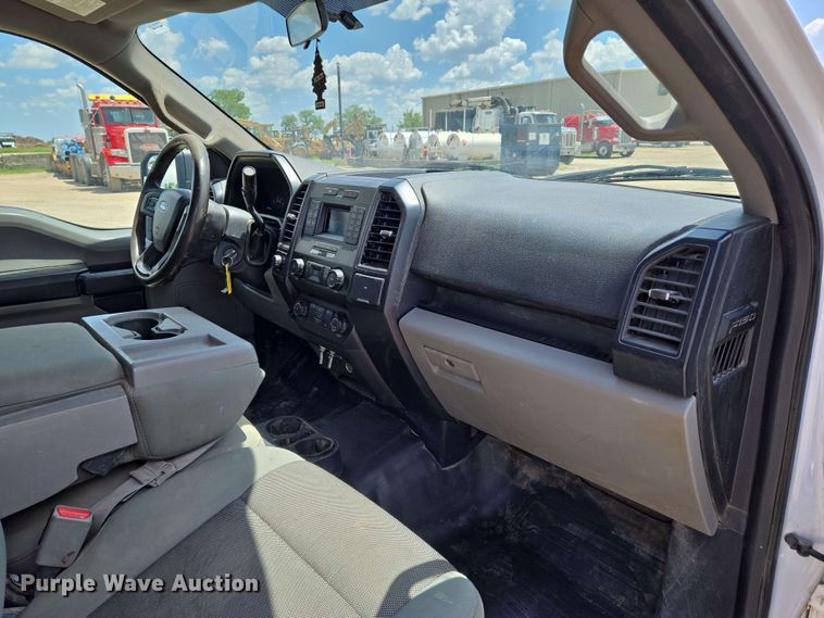 image for item EO0800 2016 Ford F150 SuperCab pickup truck